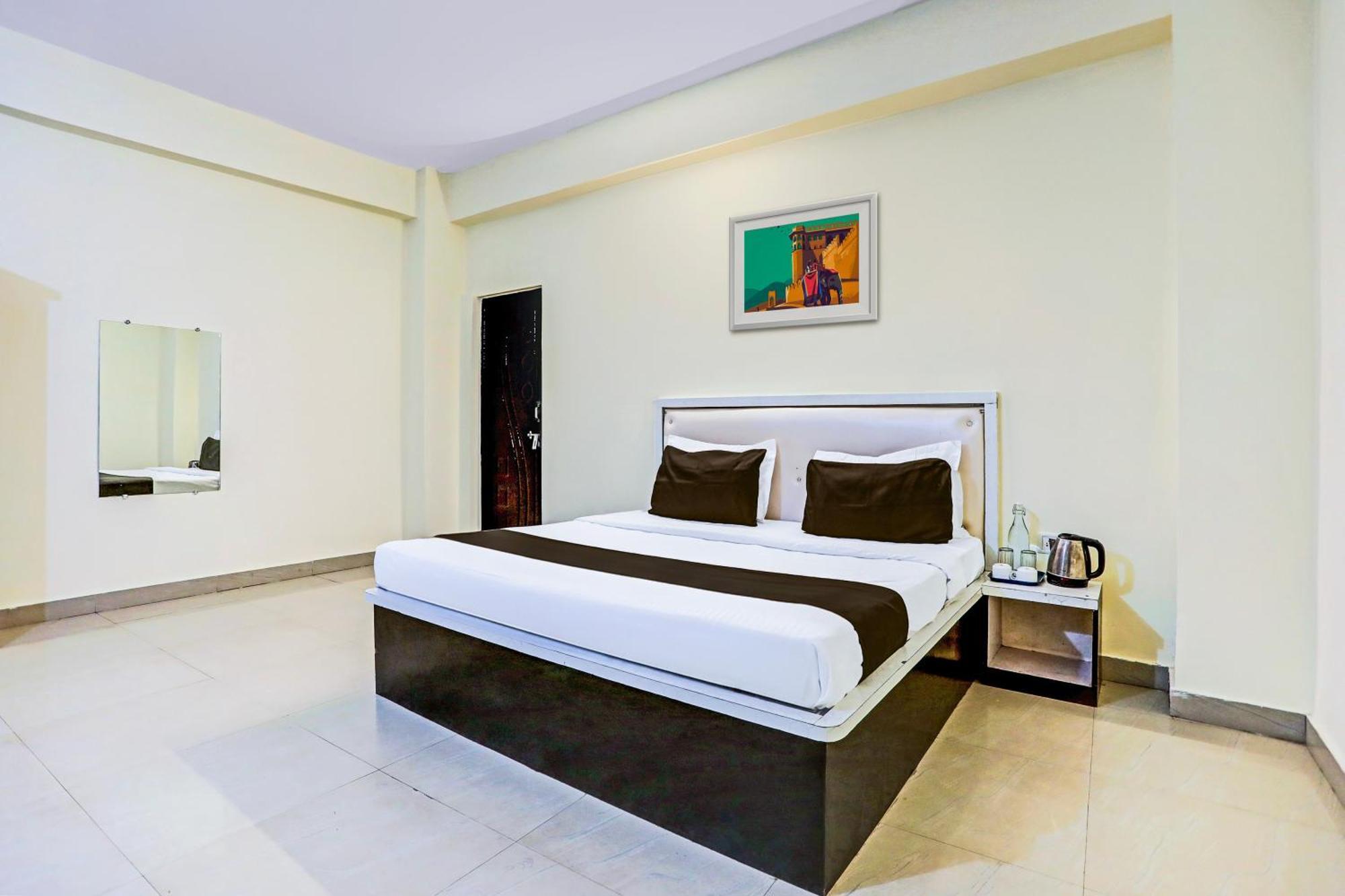 Super Hotel O Hyderabad Gate Iit Bhu Kakarmatha Exterior foto