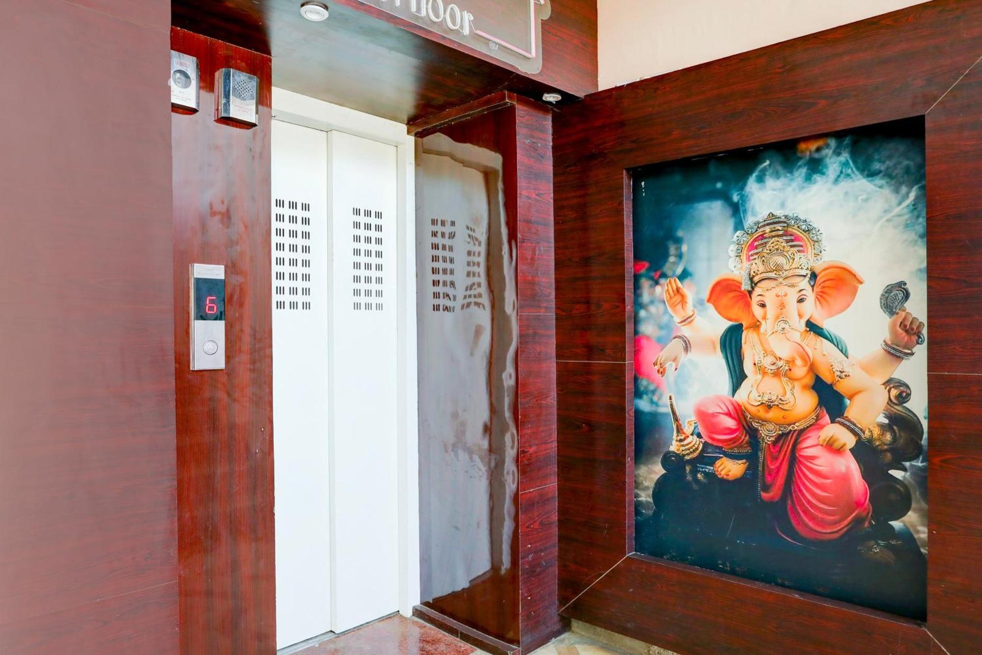 Super Hotel O Hyderabad Gate Iit Bhu Kakarmatha Exterior foto