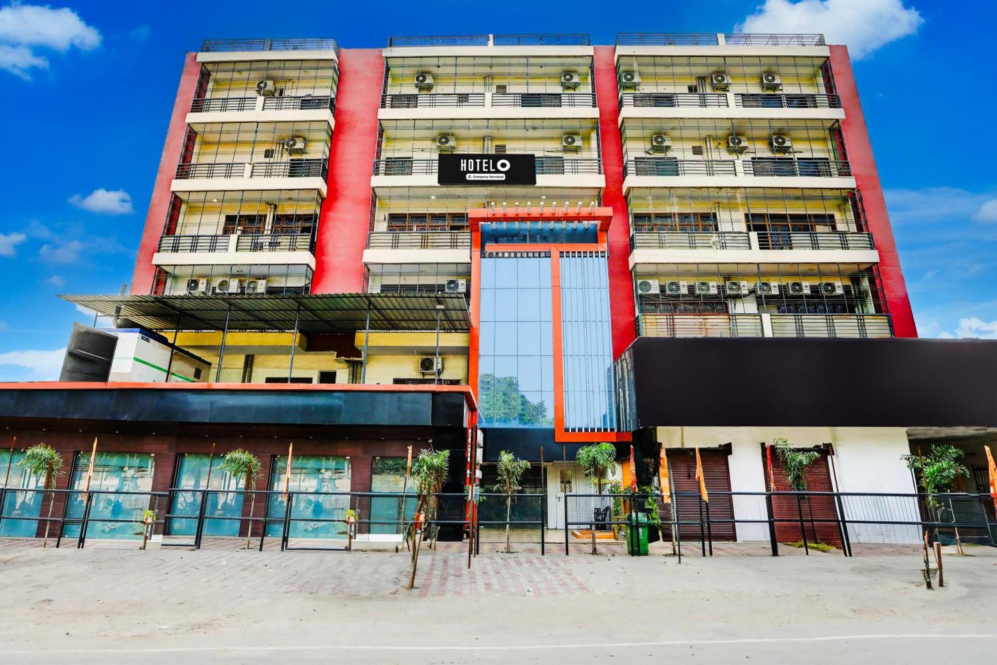Super Hotel O Hyderabad Gate Iit Bhu Kakarmatha Exterior foto